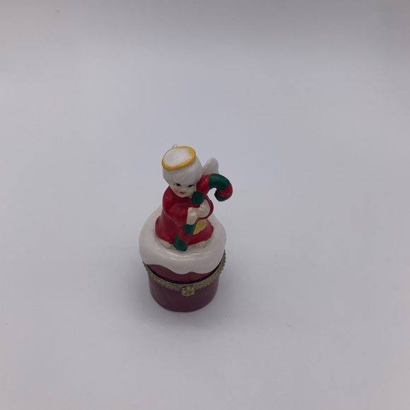 Vtg. K’s Collection Christmas Angel With Candy Came Hinged Pill/Trinket Box - Picture 5 of 10